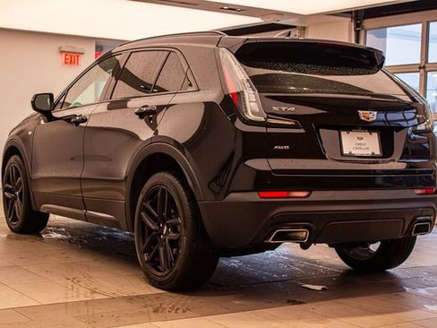 Used 2023 Cadillac XT4 Sport w/ Enhanced Visibility Package image 8