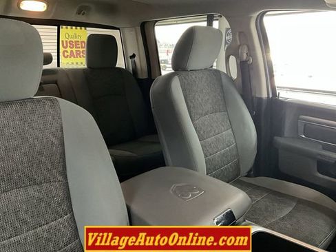 Used 2018 RAM 1500 Big Horn image 39