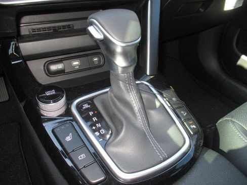 Used 2025 Kia Seltos EX w/ EX Sunroof Package image 23