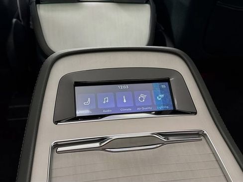 New 2026 Lincoln Navigator Reserve w/ Jet Appearance Package AWD/4WD image 27
