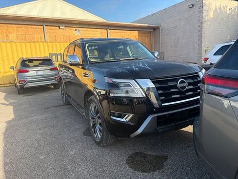Used 2024 Nissan Armada Platinum w/ Captain's Chairs Package AWD/4WD image 1