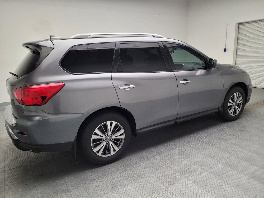 Used 2020 Nissan Pathfinder S FWD image 10