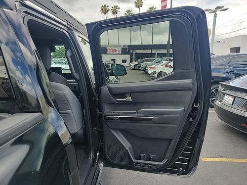 Used 2024 Toyota Tacoma TRD Off-Road w/ TRD Off Road Upgrade Package image 10