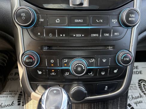 Used 2014 Chevrolet Malibu LT FWD image 22