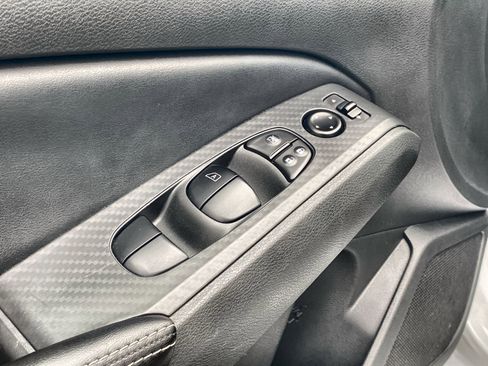 Used 2024 Nissan Altima 2.5 SV image 22