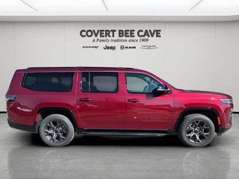 New 2026 Jeep Grand Wagoneer L Limited image 11