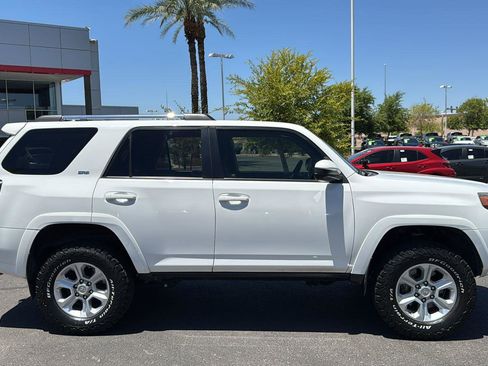 Used 2020 Toyota 4Runner SR5 image 8