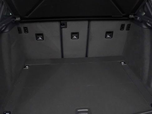 New 2026 Porsche Macan GTS image 13