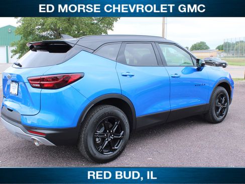 New 2025 Chevrolet Blazer LT w/ Midnight/Sport Edition image 5