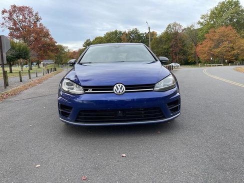 Used 2017 Volkswagen Golf 4-Door image 11