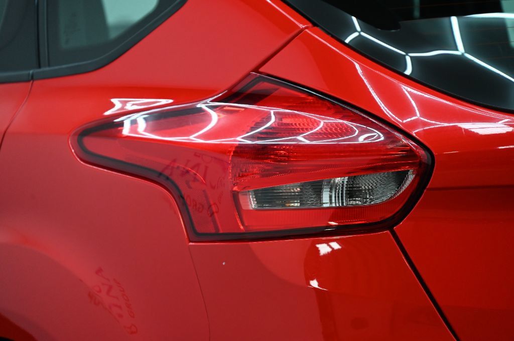 Used 2018 Ford Focus RS AWD/4WD image 16