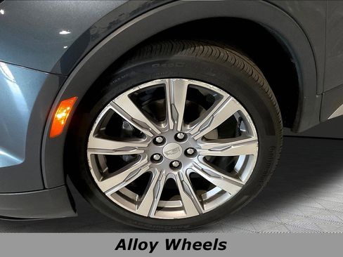 Used 2019 Cadillac XT4 Premium Luxury FWD image 34