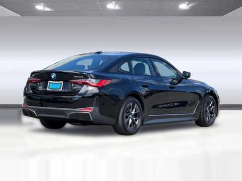 Used 2023 BMW i4 eDrive35 w/ Premium Package RWD image 8