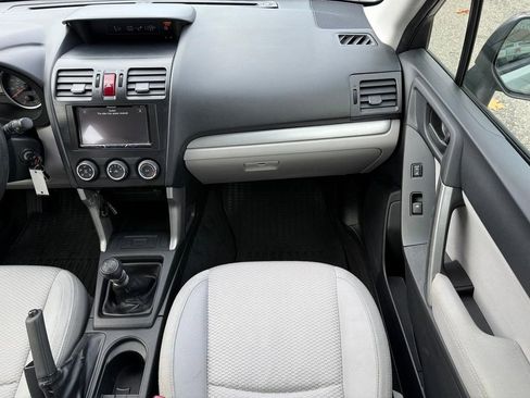 Used 2014 Subaru Forester 2.5i image 25