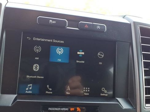 Used 2017 Ford F150 XLT w/ Equipment Group 302A Luxury RWD image 6