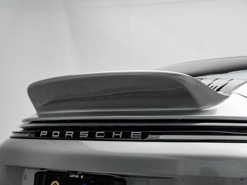 Used 2025 Porsche 911 Carrera image 38