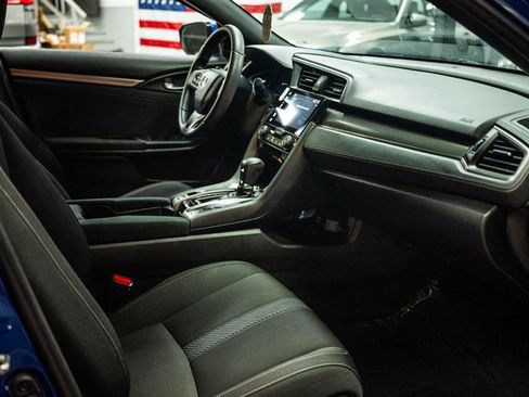 Used 2018 Honda Civic EX image 12