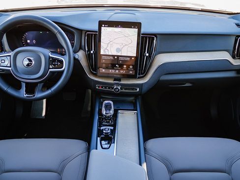 New 2026 Volvo XC60 T8 Plus w/ Protection Package Premier AWD/4WD image 12
