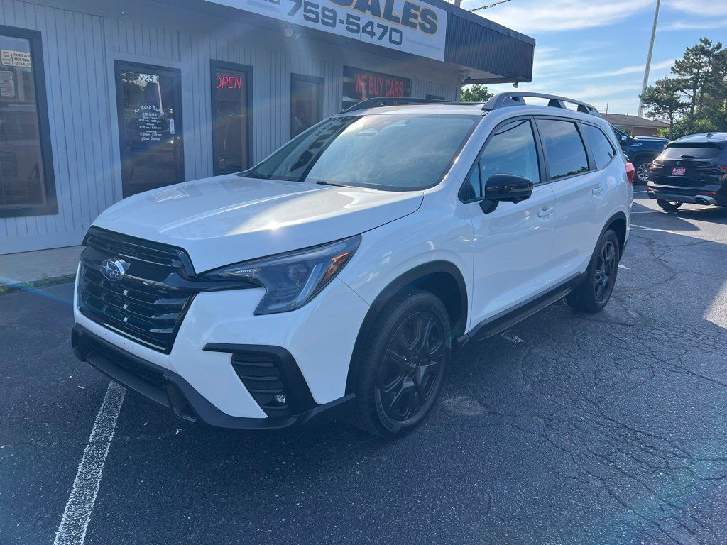 Used 2023 Subaru Ascent Onyx Edition Limited AWD/4WD image 2