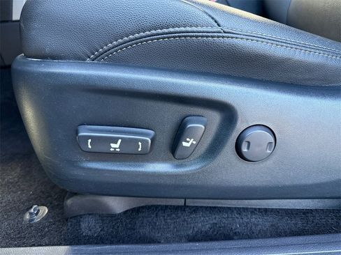 Used 2022 Toyota 4Runner TRD Sport w/ Technology Package image 16