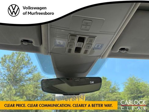 Used 2021 Volkswagen Tiguan SEL AWD/4WD image 22