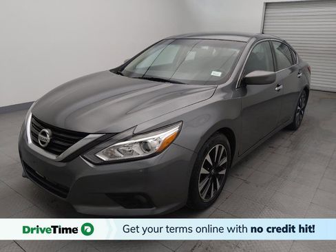 Used 2018 Nissan Altima 2.5 SV image 1