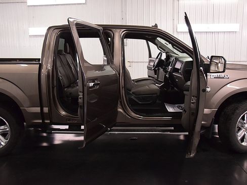 Used 2019 Ford F150 XLT w/ Equipment Group 302A Luxury image 33