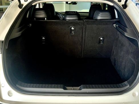 Certified 2023 MAZDA CX-30 AWD 2.5 S w/ Preferred Package image 18