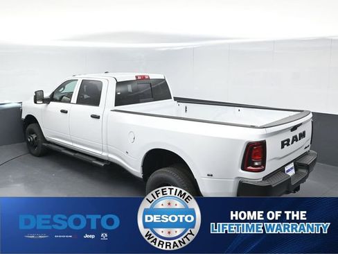 New 2026 RAM 3500 Tradesman AWD/4WD image 38