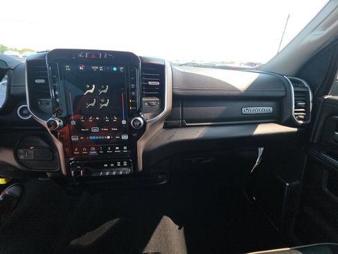 Used 2024 RAM 2500 Laramie w/ Safety Group AWD/4WD image 6