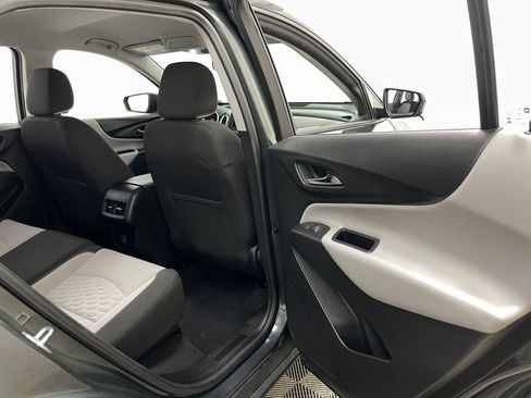 Certified 2021 Chevrolet Equinox LS FWD image 37