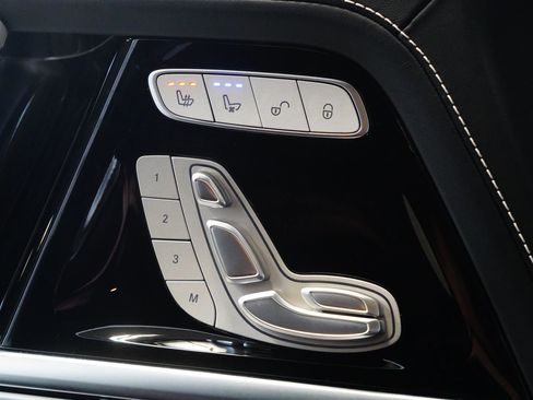 Certified 2025 Mercedes-Benz G 63 AMG 4MATIC image 31