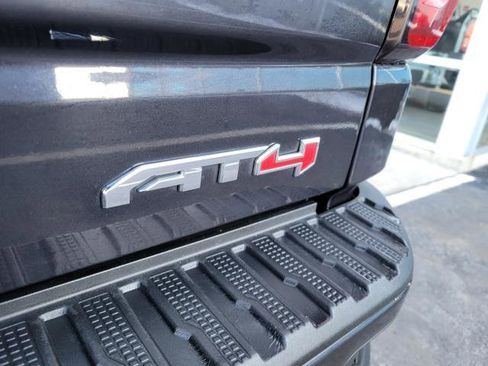 Used 2022 GMC Sierra 1500 AT4 w/ AT4 Premium Package image 33