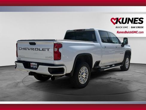 Used 2022 Chevrolet Silverado 3500 High Country w/ Safety Package II AWD/4WD image 10