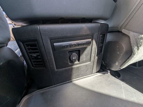 Used 2015 RAM 1500 Big Horn image 39