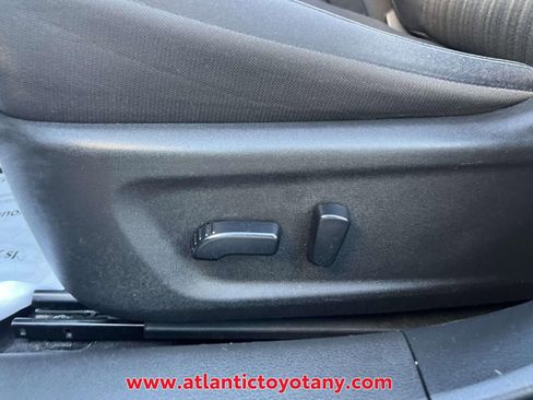 Used 2022 Nissan Altima 2.5 SV image 21