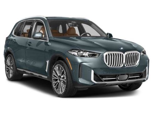 Used 2025 BMW X5 xDrive40i w/ Parking Assistance Package AWD/4WD image 9