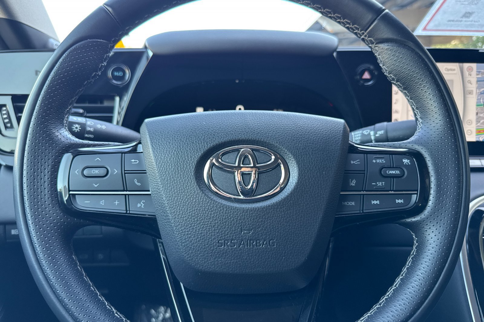 Certified 2021 Toyota Mirai w/ Advanced Technology Package RWD image 28