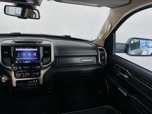 Used 2019 RAM 1500 Laramie AWD/4WD image 21
