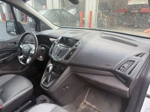 Used 2018 Ford Transit Connect XL FWD image 13