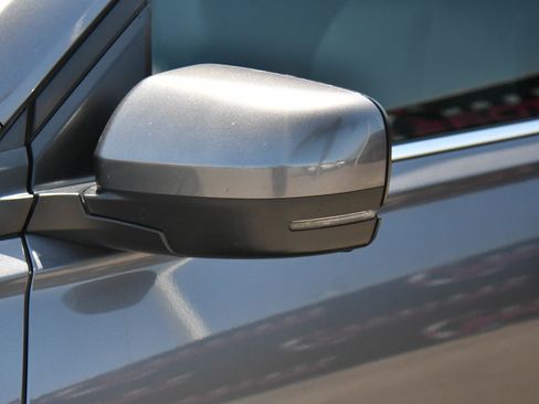 Used 2024 Honda Pilot EX-L image 13