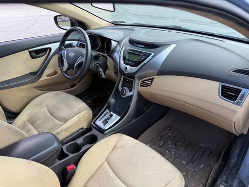Used 2012 Hyundai Elantra GLS w/ Preferred Pkg 3 image 7