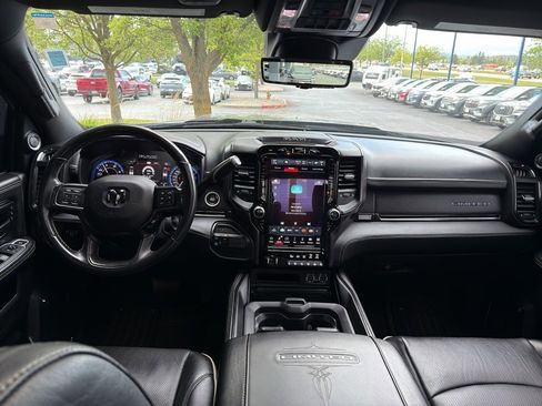 Used 2022 RAM 2500 Limited AWD/4WD image 38
