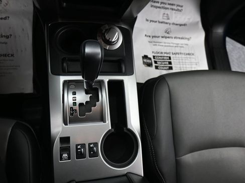 Used 2022 Toyota 4Runner SR5 Premium w/ Moonroof Package image 18