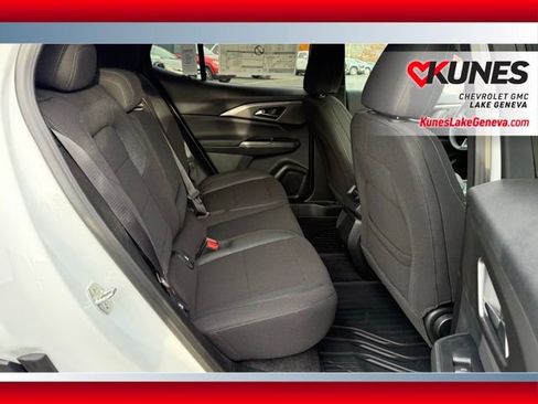 New 2026 Chevrolet Equinox EV LT w/ LPO, All-Weather Mat Package image 15