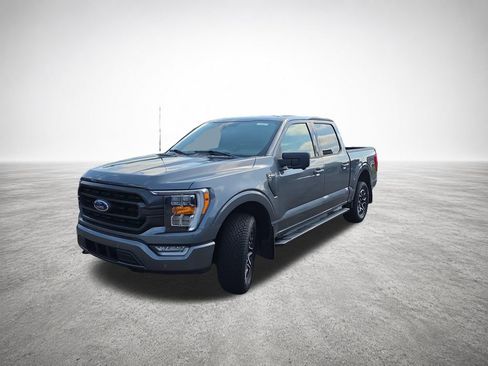 Used 2021 Ford F150 XLT w/ Equipment Group 302A High AWD/4WD image 4
