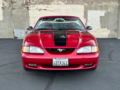 Used 1998 Ford Mustang GT RWD image 17