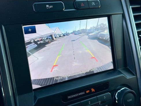 Used 2020 Ford F150 XLT image 29