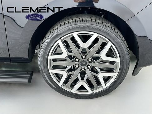 New 2026 Ford Expedition Max Platinum w/ Platinum Ultimate Package AWD/4WD image 36