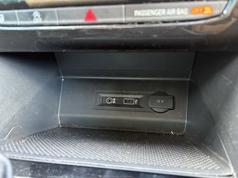 Used 2019 Volkswagen Atlas SEL Premium image 20